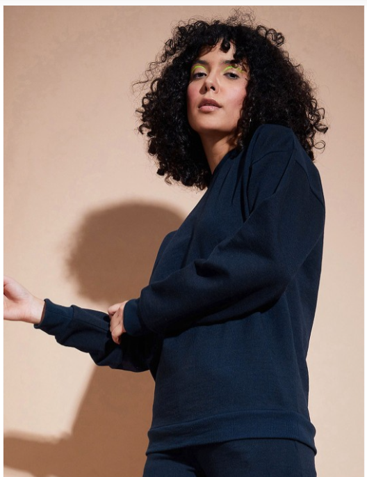 Cozy and Stylish Sweater - Oversized Sweatshirt for Women