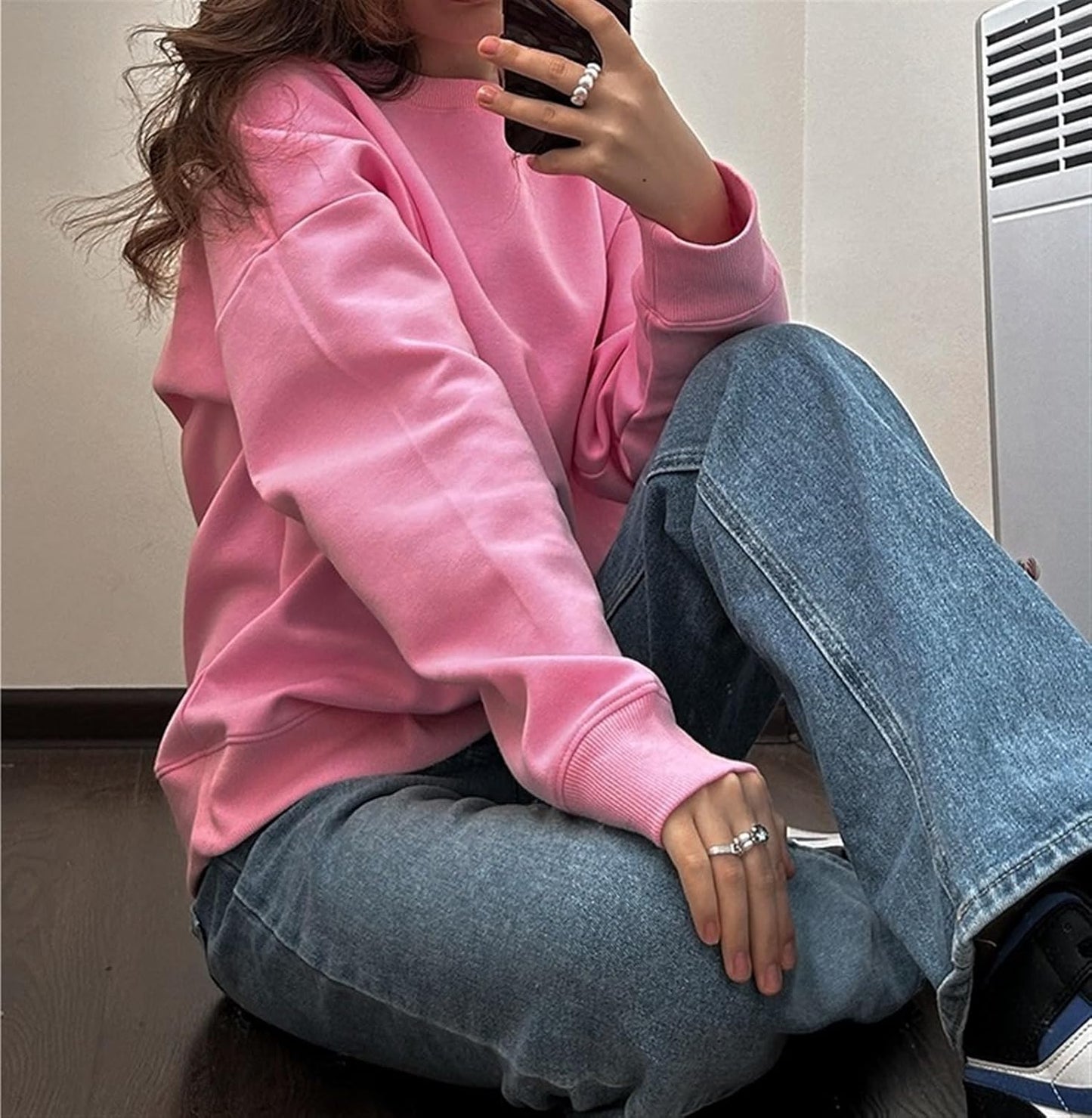 Cozy and Stylish Sweater - Oversized Sweatshirt for Women